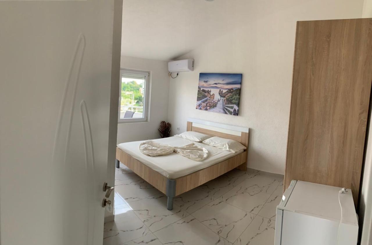 Il Freddo Apartments Улцинь Экстерьер фото